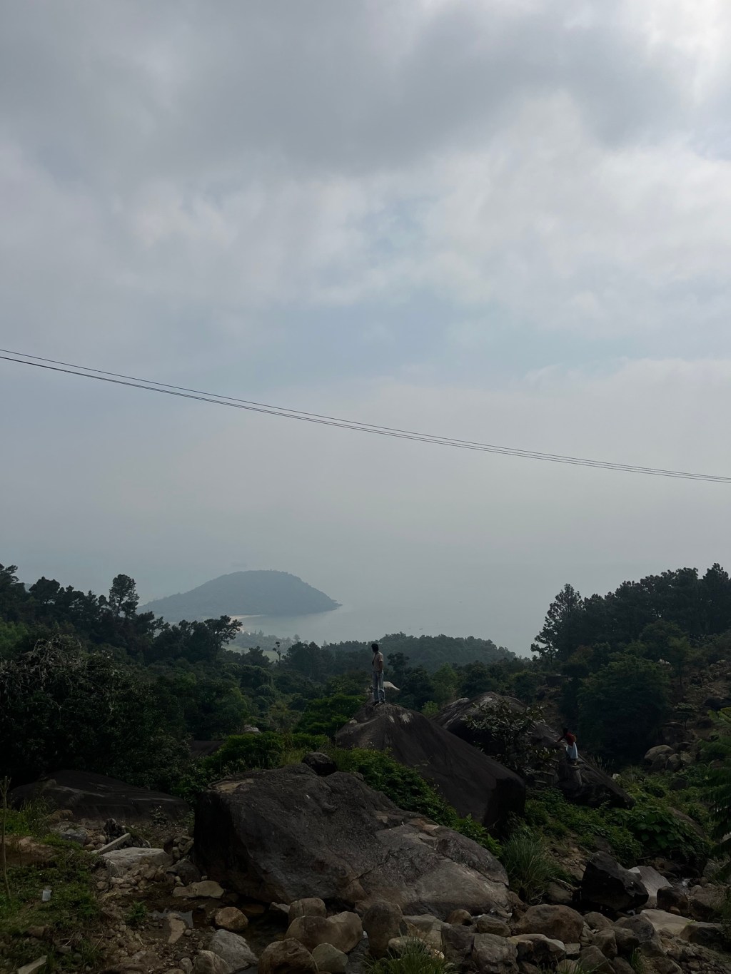 Riding the Hai Van Pass from Hoi An to Hué