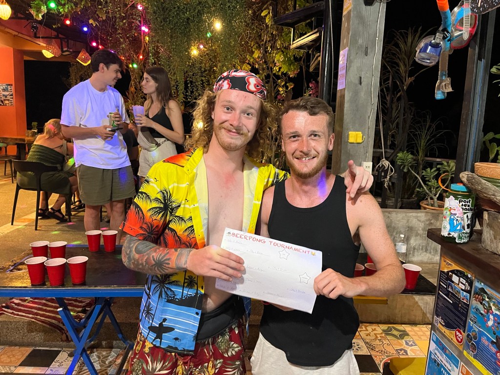 Spending another wonderful day on Koh Tao and hosting a very successful beer pong tournament