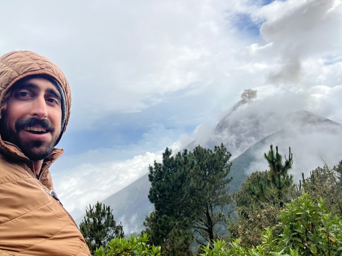 Hiking Acatenango volcano while battling food poisoning (would not&nbsp;recommend)